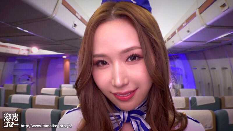 ムチムチドすけべ巨乳キャビンアテンダントとイク！タダマン航空×絶頂フライト！！ 佐山愛 2